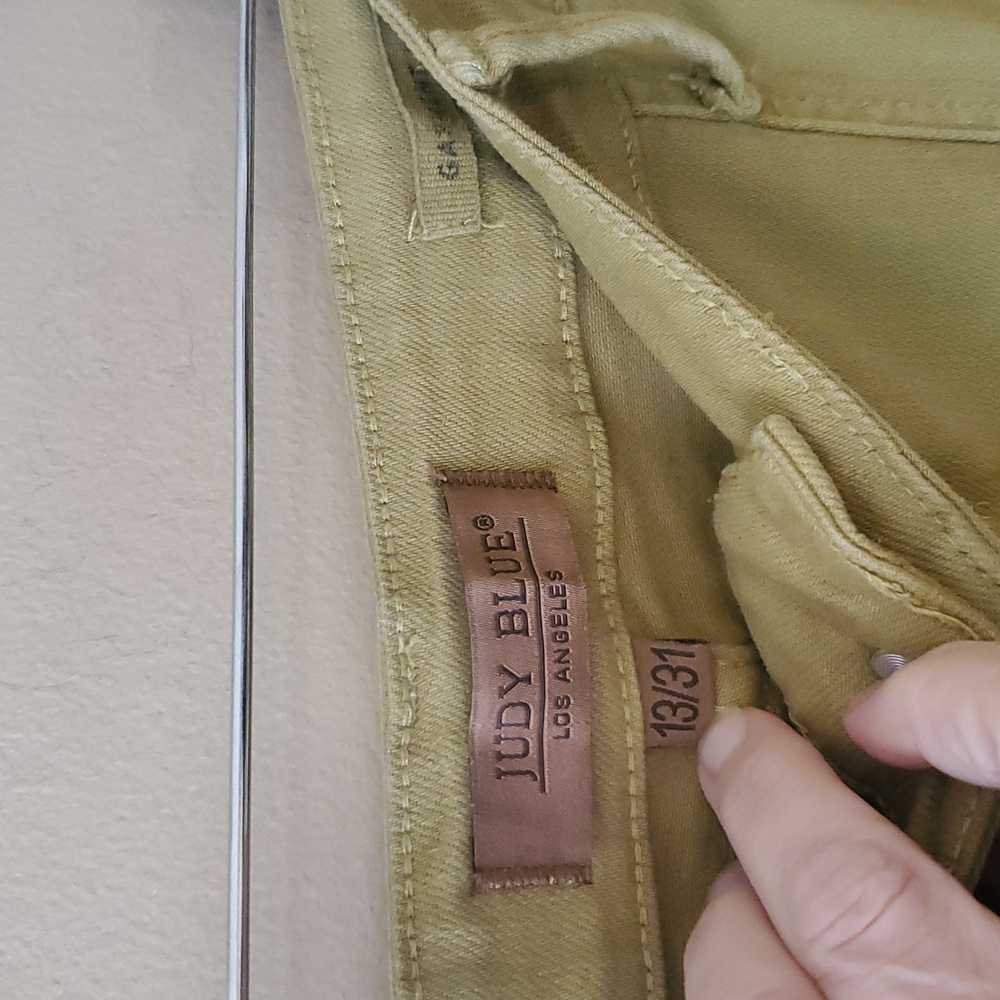 Judy Blue High Rise Straight Leg Cargo Jeans in Matcha Green Size 13/31 - Picture 8 of 14